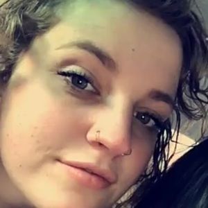 Meet your Posher, Nonora